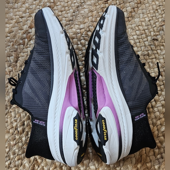 Skechers GoRun Women's Black and Purple Slip-Ins Sneakers with ArchFit - Picture 2 of 5